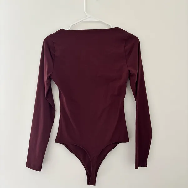 burgundy abercrombie long sleeve squareneck bodysuit - Image 3