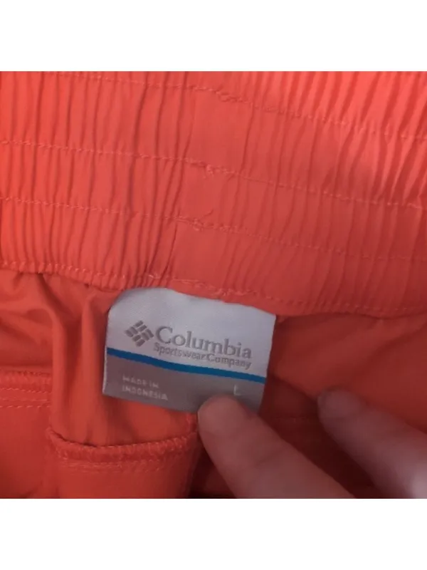 Columbia Omni shade boundless trek active shorts size large - Image 3