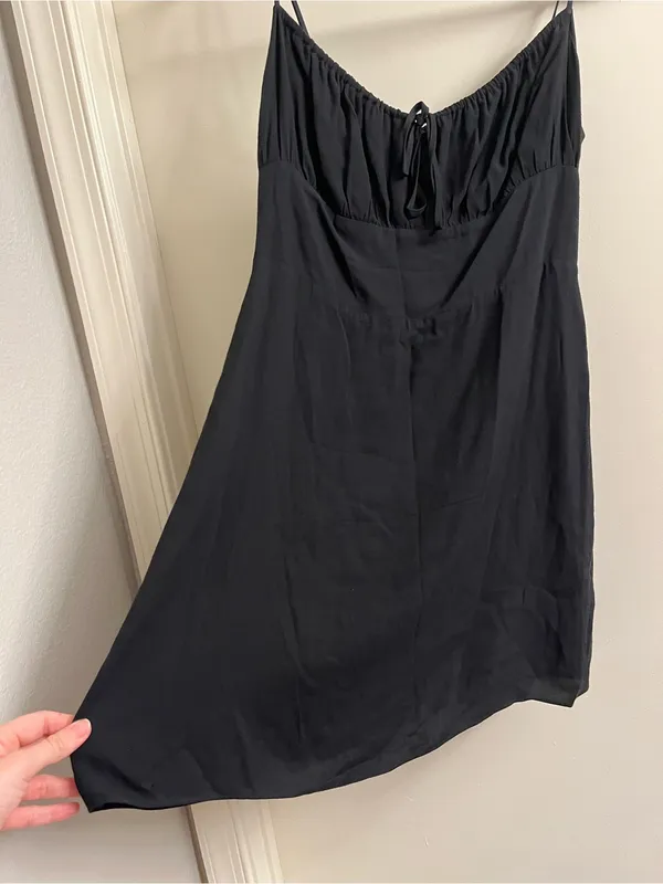 Aritzia Sunday Best Delilah Mini Dress Black Size Large - Image 4