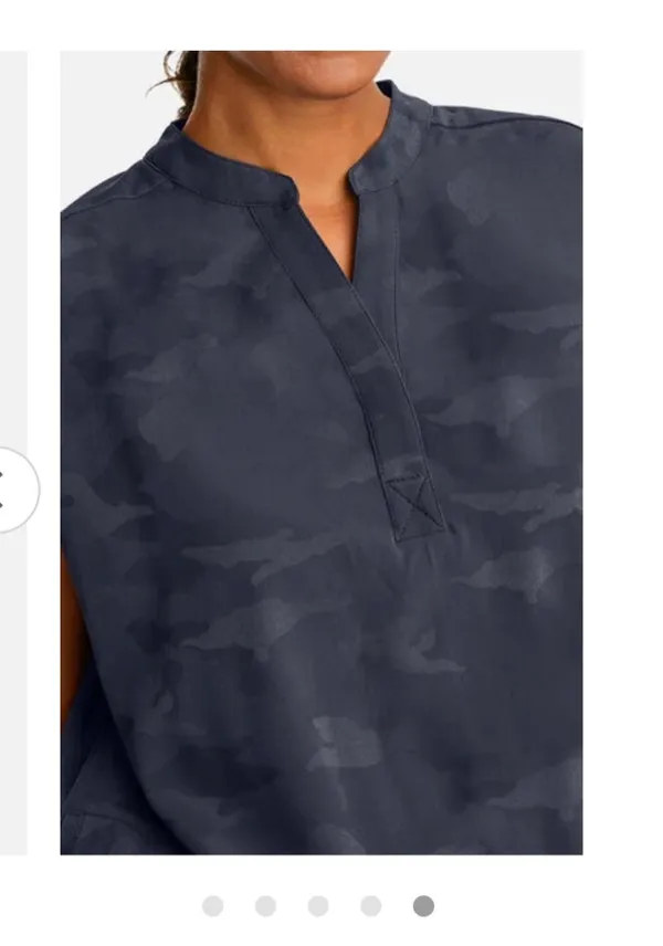 Healing Hands Scrubs Set - Image 2