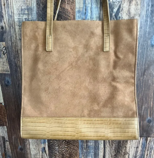 Faux leather women's handbag brown 12 in wide x 12 long excellent condition - Image 3