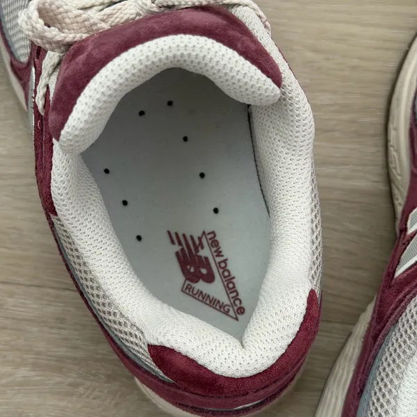 New Balance Women's 2002R Sneaker In Burgundy Size 6.5 - Image 10