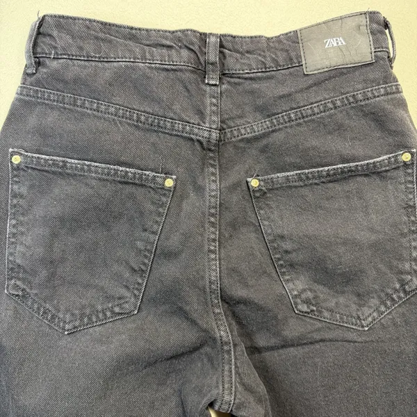 Zara Women's Jeans Size 4 Straight Wide Leg High Rise‎ Button Fly Black Denim - Image 6