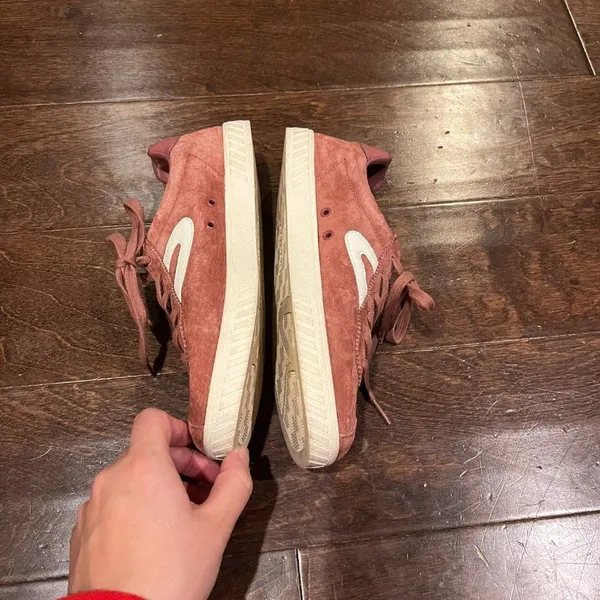 Tretorn Camden 3 burgundy suede sneakers - Image 4
