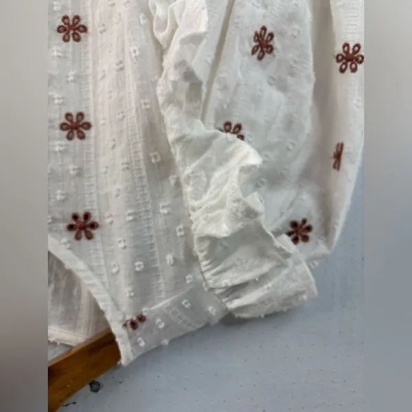 Universal Thread S Embroidered Swiss Dot Cotton Cream Top w Brown Floral - Image 4