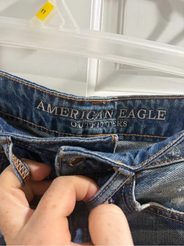 American Eagle Outfitters Blue Distressed Denim Mini Skirt Size 6 - Image 6