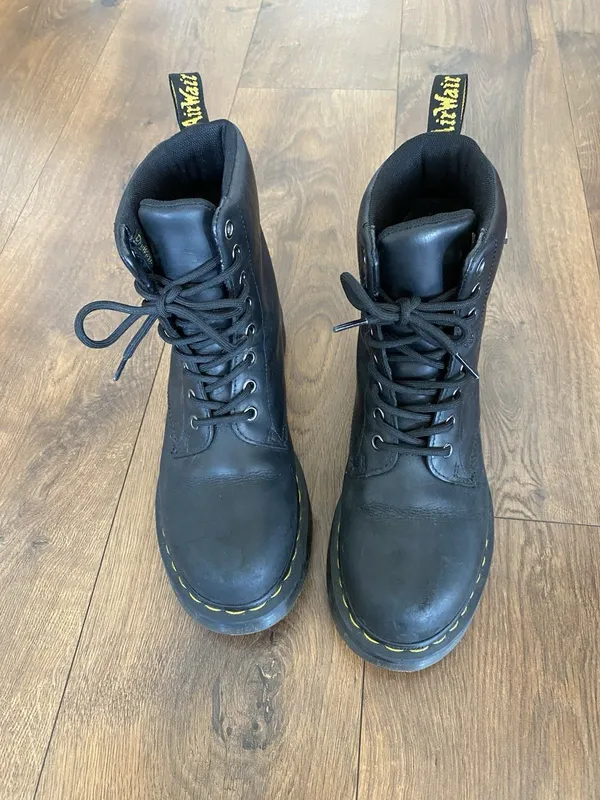 Dr. Martens Women’s Black Combat Ankle Boots Lace-Up Air Cushion US 8 - Image 2