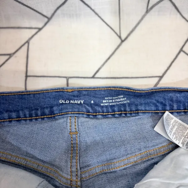 Old Navy Sky-Hi Straight Jeans 4 Blue‎ Distressed Raw Hem Extra High Rise - Image 5