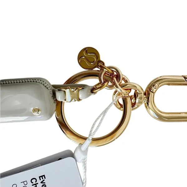 Lululemon Everywhere Belt Bag Key Charm Beech White / Gold - Image 5