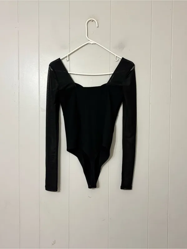 Abercrombie & Fitch Black Mesh Long Sleeve Sweetheart Neck Bodysuit Size S Going - Image 9