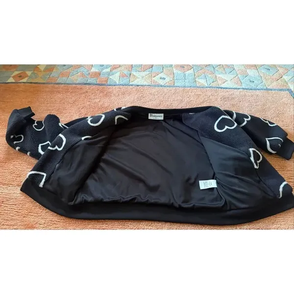 No Boundaries Heart Print Faux Fur Bomber Jacket Size M - Image 6