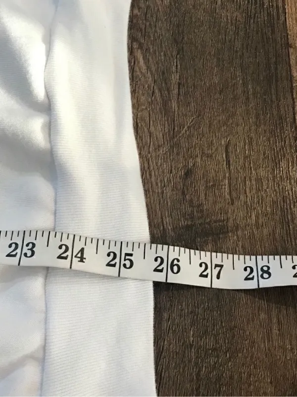 Sleeveless V - Image 5