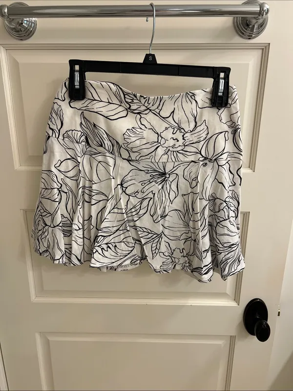 NWT H&M FLARED MINI SKIRT - Image 6