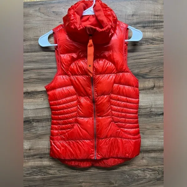 Like New‎ Lululemon Fluffin Awesome Down Puffer Vest in Alarming Red 4 - Image 5