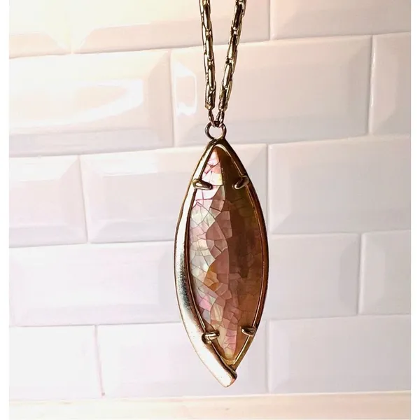 Kendra Scott Milla Mother of Pearl Gold Thick Slide Necklace‎ - Image 4