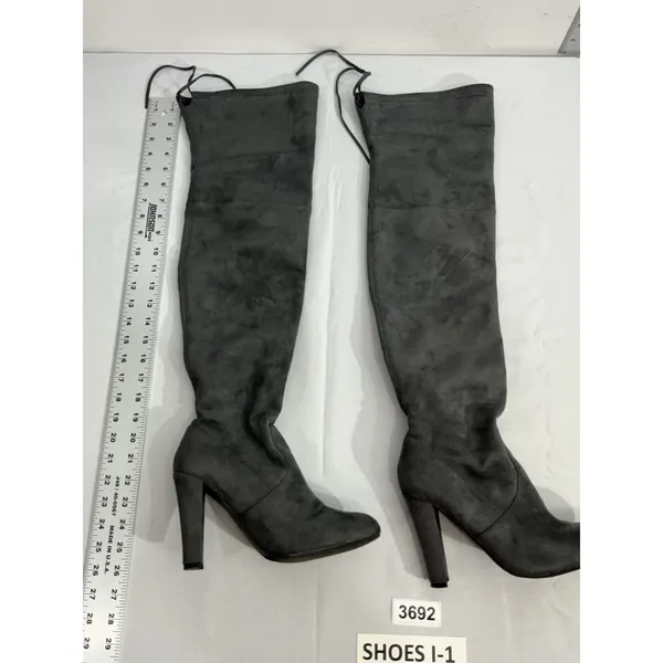 Womans Steve Madden Gorgeous Size 7.5 M Gray Fabric Otk Pullon Heel Boots - Image 4