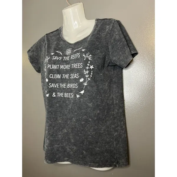 Source Unknown Save The Reefs Graphic Shirt Womens Medium Gray Scoop Neck Nature Eco Tee - Image 4
