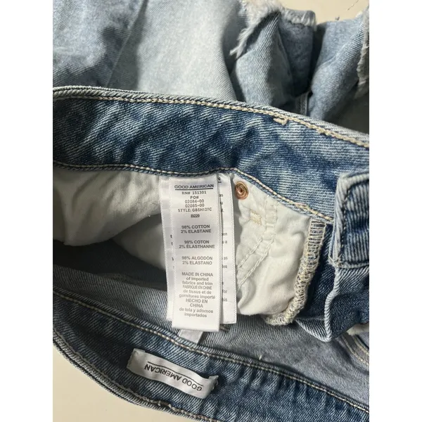 Good American Bombshell Jean Shorts Sz 6/28 Button Fly Denim Distressed - Image 5
