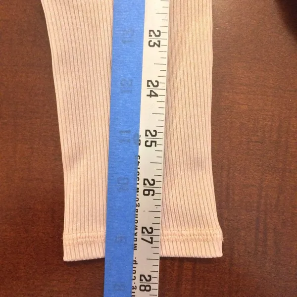Alo high waisted leggings blush color xxs - Image 4