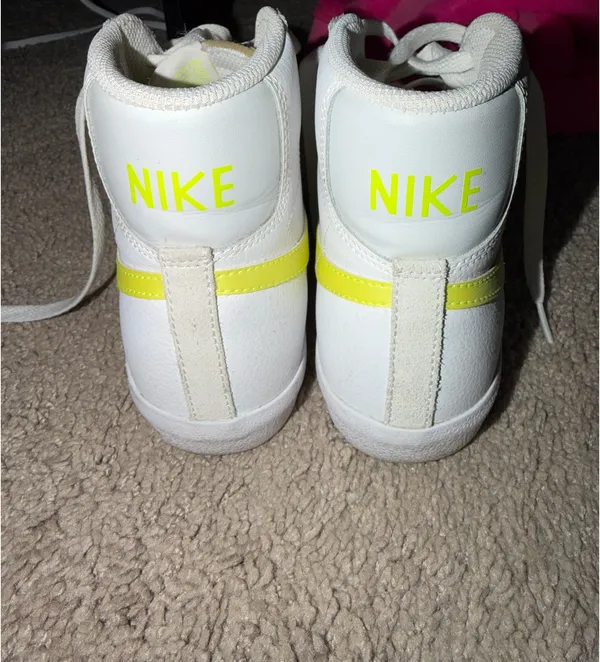 Nike Blazer Mid - Image 5