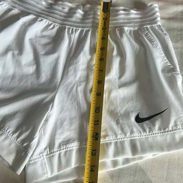 Nike White Athletic Shorts Moisture-Wicking Elastic Waistband - Image 8