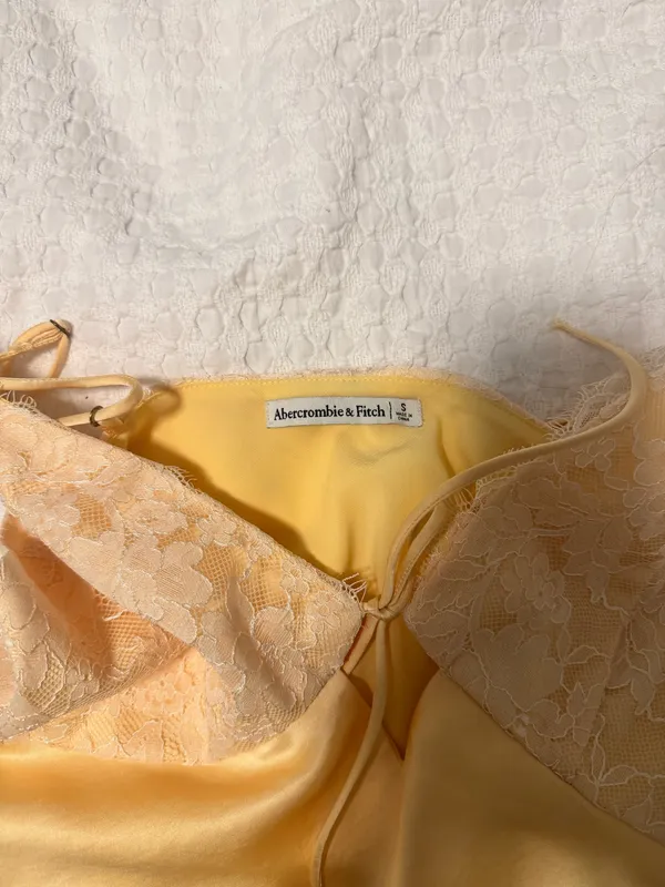 Abercrombie Front Tie Top - Image 2