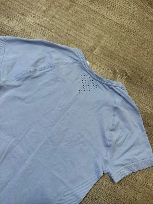 •ZELLA• SEAMLESS TEE - Image 5