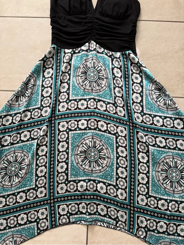 Dressbarn Size 6 Y2K Boho Halter Dress Teal Medallion Handkerchief Hem Ruched - Image 3
