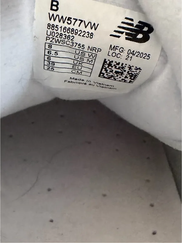 New Balance White 577 Sneakers Size 8 Womens 6.5 men’s - Image 8