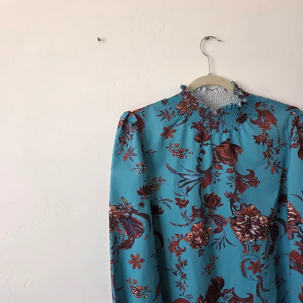 SheIn Blue Floral Blouse Top Smocked Ruched High Neck Boho Indie Gypsy Modest Medium - Image 6