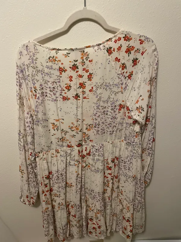White Size M - Image 4