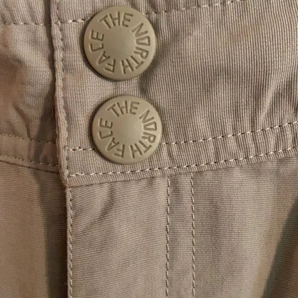 The North Face women's. Convertible Pants Beige Cargo Shorts Hiking Outdoor - Image 4