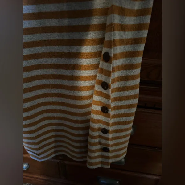Simply Southern Striped Side Button Sweater Size L Camel/Gray Soft Casual Top - Image 5