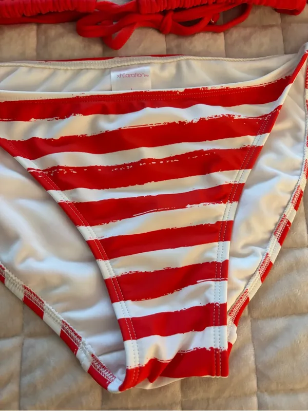 Xhilaration Bright Red White Bikini Swimsuit Women’s Size L - Image 6