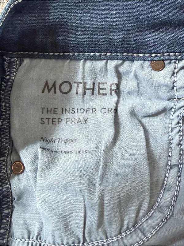 Mother Women’s The Insider Crop Step Fray Jeans in Night Tripper 25 - Image 9