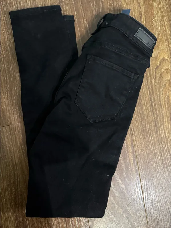 Abercrombie new with tags skinny jeans black size 27 - Image 2
