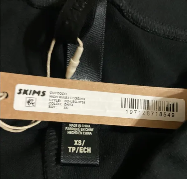 SKIMS High Waist Outdoor Legging XS - Image 7