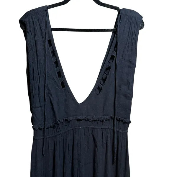 Free People Black Wide Leg Jumpsuit Deep V Neck Boho Flowy‎ Silhouette Sz S - Image 6