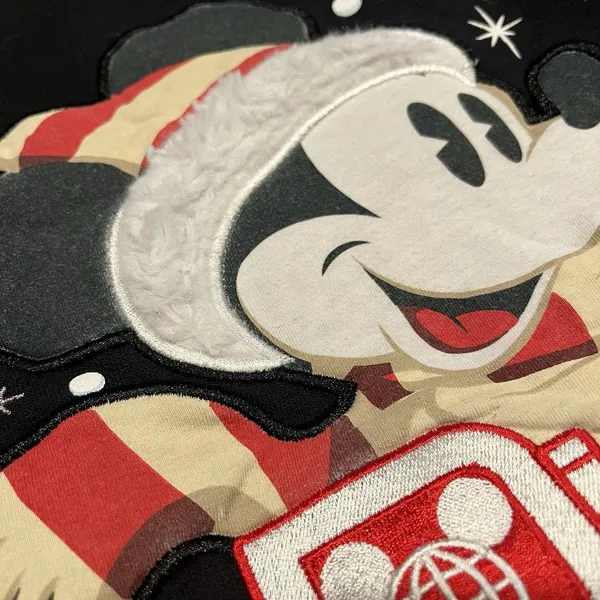 Disney Walt World Mickey Mouse Christmas Sweatshirt Black Red White Size Medium - Image 4