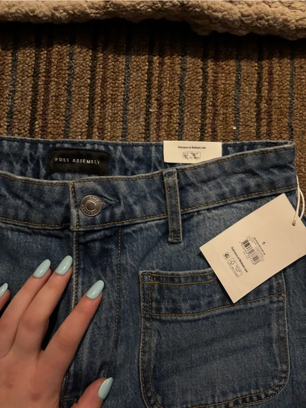 Free Assembly Wide-Leg Blue Denim Jeans - Image 2