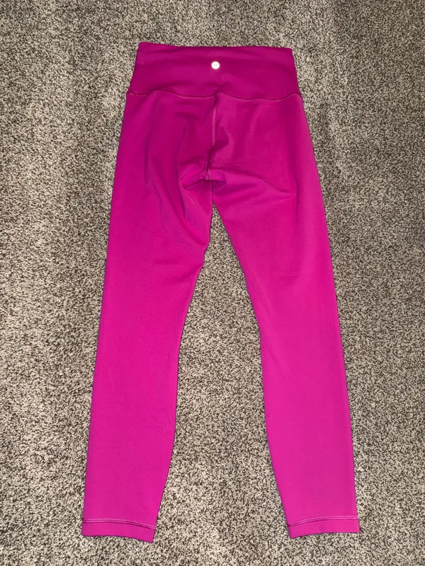 Lululemon High-Rise Yoga Leggings in Pink, Size 6 25 inch - Image 2