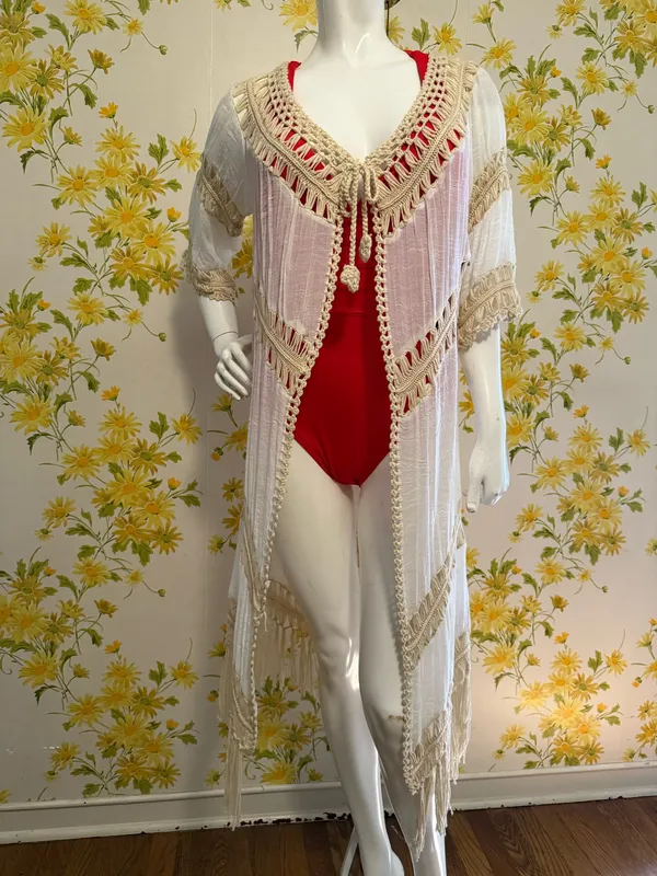 Dreamers Boho Fringe Crochet Trim kimono cardigan Swim Coverup in Cream size M - Image 4