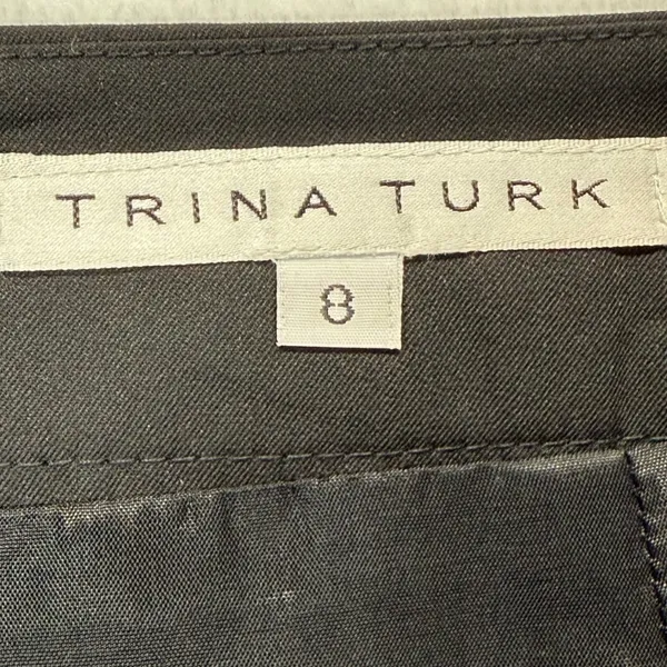 Trina Turk Mini Skirt Black Asymmetrical Fitted Career Party‎ Size 8 - Image 4