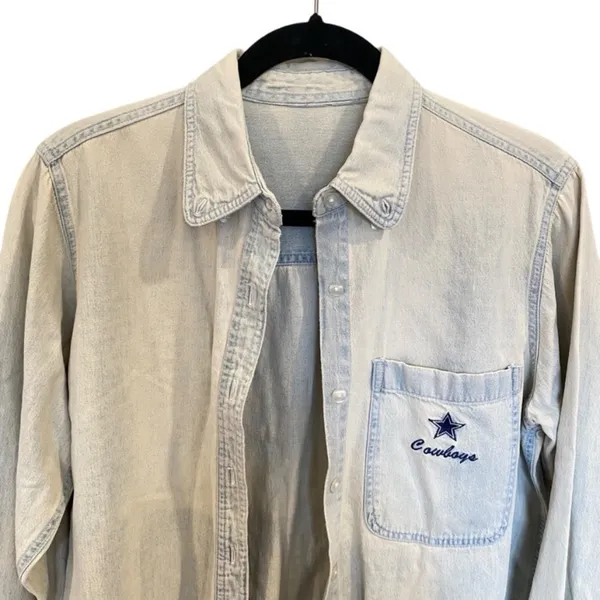 National Football League VTG Dallas Cowboys Denim Button Down Shirt - Image 4