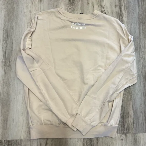 Divided Ariana Grande Tan 7 Rings Long Sleeve - Image 3
