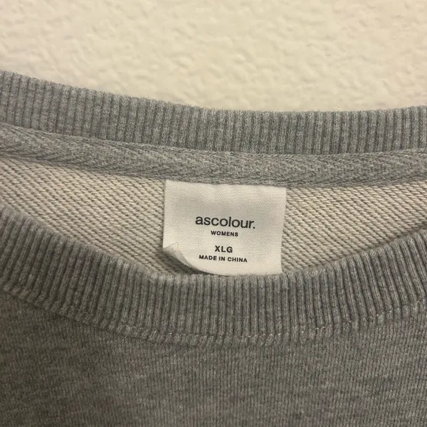 CycleBar Cropped Crewneck Sweatshirt Size XL - Image 4