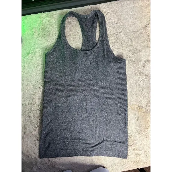 Lululemon Women's Gray Swiftly Tech Racerback Tank Top Size 4 - Image 5