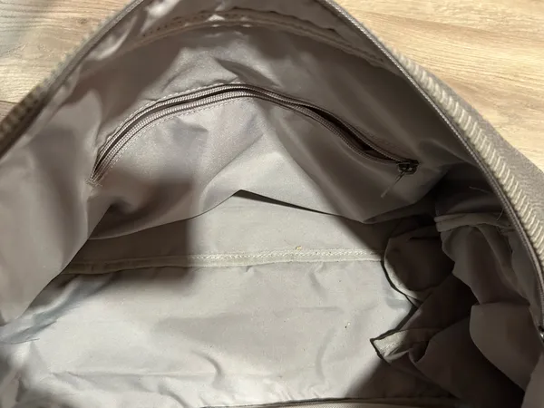 Nike Grey Duffel Bag - Versatile Carry - Image 6