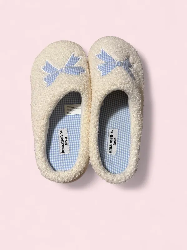 Plush Cream Sherpa Slip-On Slippers with Light Blue Gingham Bow - Image 4