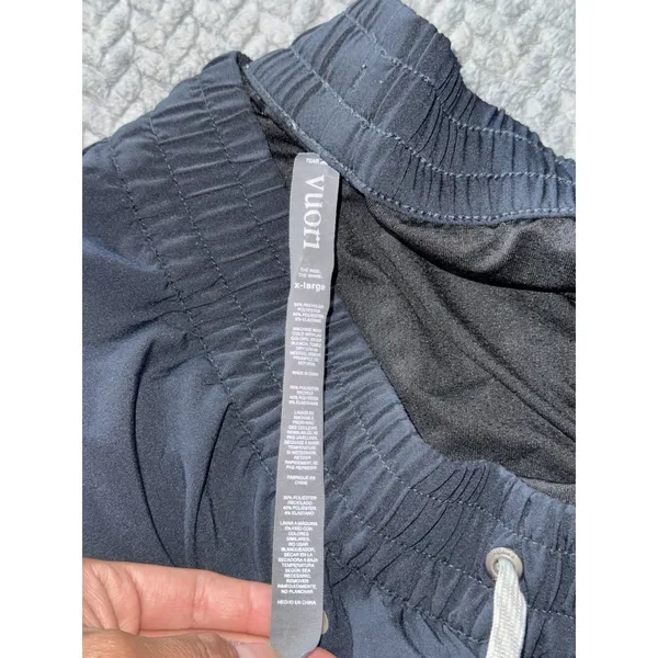 Vuori Clementine Women's 2.0 Short Lined Athletic Stretch Comfort Size XL - Image 4
